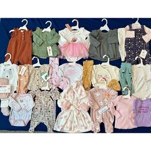 Huge Lot Baby Girls Clothes Newborn 0-3 Months NEW &EUC Nike Dress Carters Sets